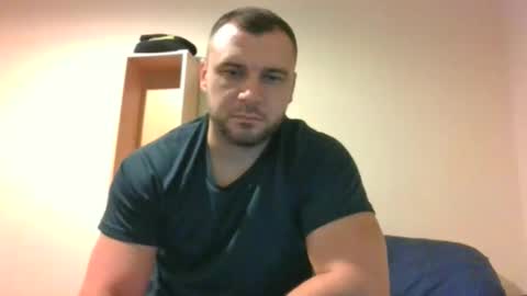 Snapshot of tommyy19901 chatting on 09/16/25, 08:54 tommyy19901 online show from 09/16/25, 08:54