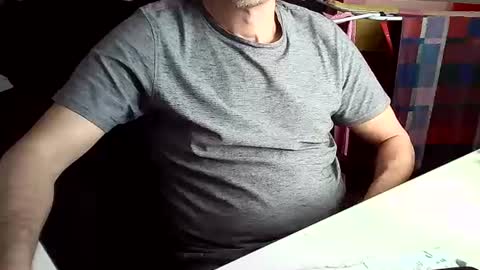 Tom online show from 01/02/25, 10:26