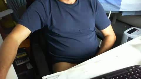 Tom online show from 10/27/25, 01:37