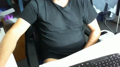 Tom online show from 11/18/25, 09:36