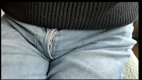 Tom online show from 10/17/25, 02:41