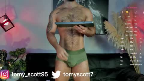 tomy_scott6 online show from 03/07/26, 10:56