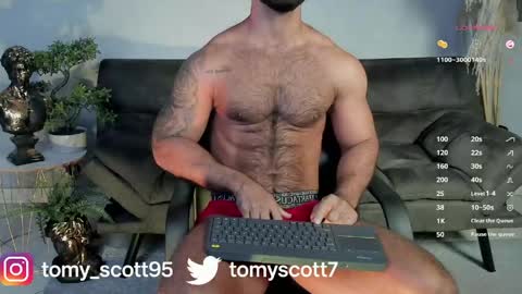 tomy_scott6 online show from 04/17/26, 11:35