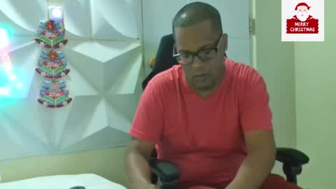 Snapshot of toni2814 chatting on 12/03/24, 12:49 Antonio online show from 12/03/24, 12:49