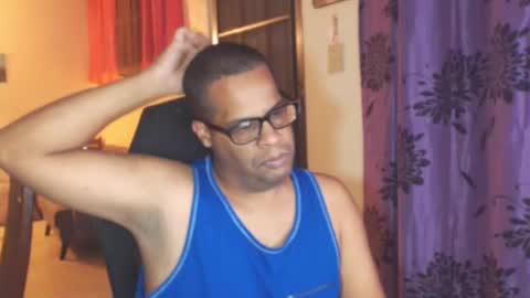 Snapshot of toni2814 chatting on 01/14/25, 02:08 Antonio online show from 01/14/25, 02:08