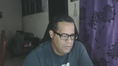 Snapshot of toni2814 chatting on 02/04/25, 02:07 Antonio online show from 02/04/25, 02:07
