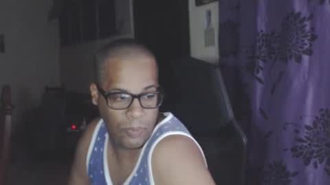 Snapshot of toni2814 chatting on 02/09/25, 02:17 Antonio online show from 02/09/25, 02:17