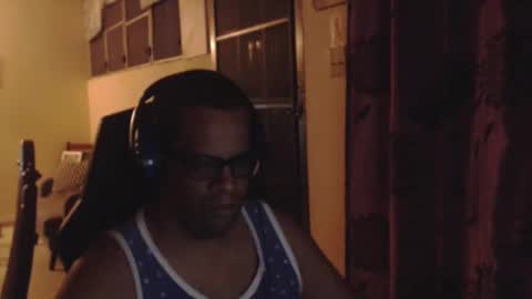 Snapshot of toni2814 chatting on 02/22/25, 02:50 Antonio online show from 02/22/25, 02:50