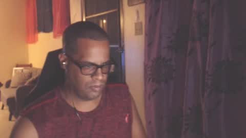 Snapshot of toni2814 chatting on 09/24/25, 02:15 Antonio online show from 09/24/25, 02:15