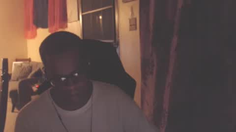 Snapshot of toni2814 chatting on 09/28/25, 02:06 Antonio online show from 09/28/25, 02:06
