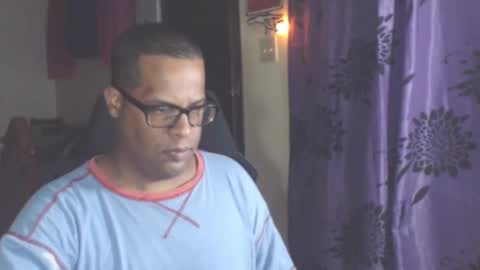 Snapshot of toni2814 chatting on 10/01/25, 02:39 Antonio online show from 10/01/25, 02:39