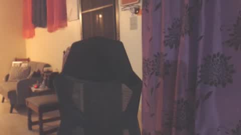 Snapshot of toni2814 chatting on 10/12/25, 02:21 Antonio online show from 10/12/25, 02:21