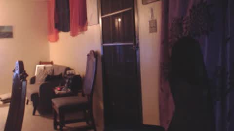 Snapshot of toni2814 chatting on 10/23/25, 02:22 Antonio online show from 10/23/25, 02:22