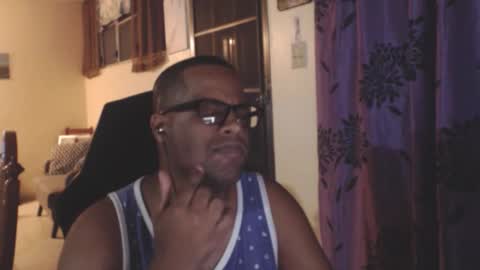 Antonio online show from 11/02/25, 01:52