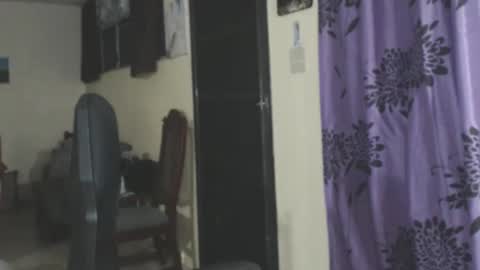 Antonio online show from 11/04/25, 02:10