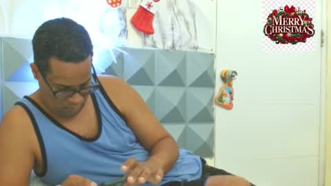 Antonio online show from 12/01/25, 02:11