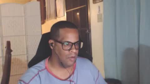 Antonio online show from 04/17/26, 02:25