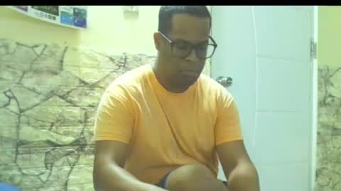 Snapshot of toni2814 chatting on 06/29/26, 12:38 Antonio online show from 06/29/26, 12:38