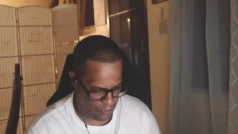 Snapshot of toni2814 chatting on 07/20/26, 02:04 Antonio online show from 07/20/26, 02:04