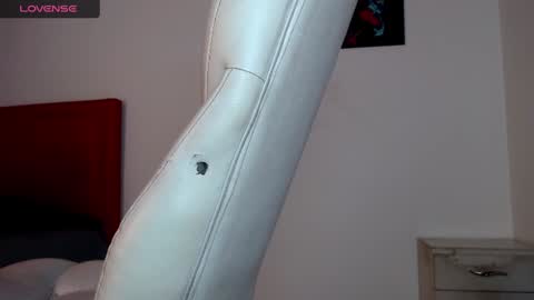 TONI BELMONT online show from 12/27/24, 09:32