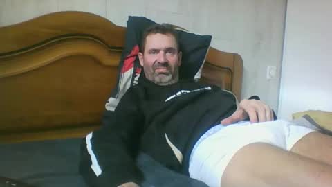 tonio358965 online show from 10/31/25, 11:55