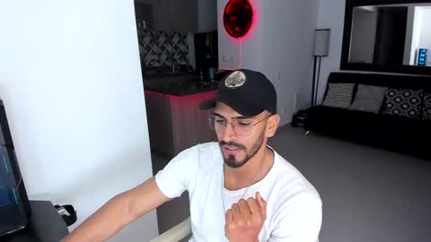 tony muscle1 online show from 03/11/25, 12:00