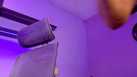 tony muscle1 online show from 04/18/26, 07:07