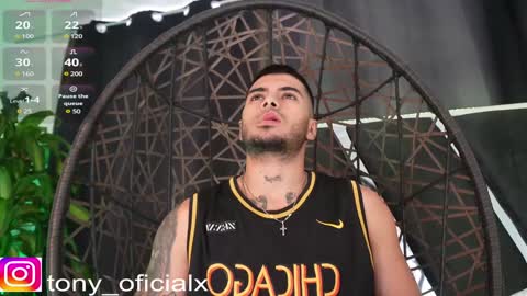 Snapshot of tony_newmen chatting on 01/26/25, 01:25 tony online show from 01/26/25, 01:25