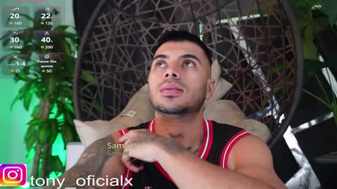 Snapshot of tony_newmen chatting on 02/05/25, 03:09 tony online show from 02/05/25, 03:09