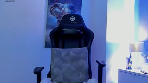 tony_petrov online show from 02/15/26, 07:51