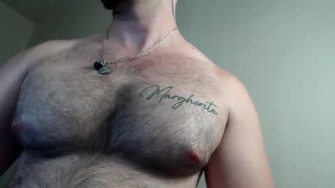 Snapshot of tony_white_7 chatting on 03/04/26, 01:44 TONY online show from 03/04/26, 01:44