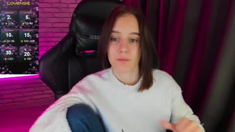 Snapshot of tonya_gray chatting on 12/13/24, 07:58 tonya_gray online show from 12/13/24, 07:58