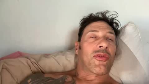 tonygee8 online show from 09/22/25, 05:15