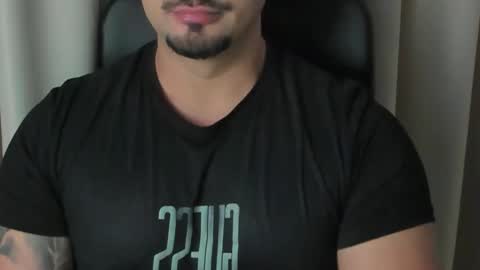 TonyWilcox online show from 10/01/25, 05:46