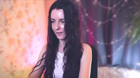 Snapshot of too_beautiful chatting on 01/17/25, 10:45 Elizabeth online show from 01/17/25, 10:45