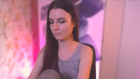 Snapshot of too_beautiful chatting on 02/26/25, 08:22 Elizabeth online show from 02/26/25, 08:22