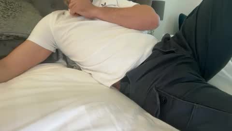 Snapshot of too_naughty chatting on 11/14/25, 10:47 too_naughty online show from 11/14/25, 10:47