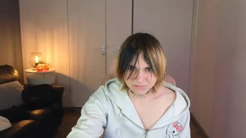 Snapshot of too_silly_ chatting on 05/26/26, 09:11 too_silly_ online show from 05/26/26, 09:11