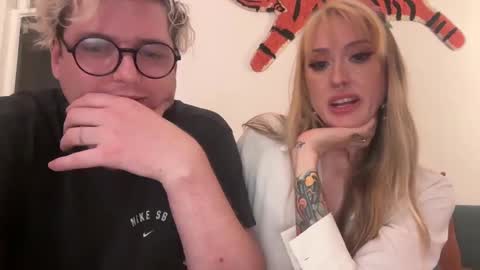 toobna2 online show from 09/30/25, 04:28