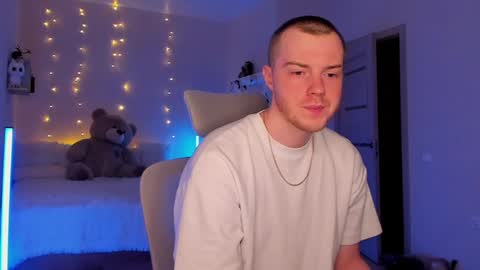 Snapshot of toohornyserj chatting on 12/09/24, 08:33 toohornyserj online show from 12/09/24, 08:33