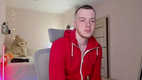 Snapshot of toohornyserj chatting on 12/19/24, 11:14 toohornyserj online show from 12/19/24, 11:14