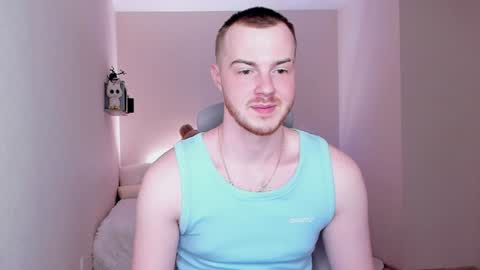 Snapshot of toohornyserj chatting on 12/25/24, 04:33 toohornyserj online show from 12/25/24, 04:33