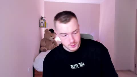 Snapshot of toohornyserj chatting on 01/09/25, 10:52 toohornyserj online show from 01/09/25, 10:52