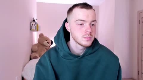 Snapshot of toohornyserj chatting on 01/14/25, 09:09 toohornyserj online show from 01/14/25, 09:09