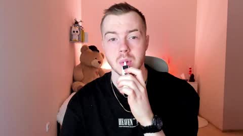 Snapshot of toohornyserj chatting on 01/15/25, 08:48 toohornyserj online show from 01/15/25, 08:48