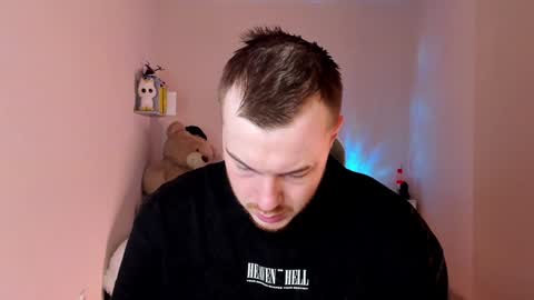 Snapshot of toohornyserj chatting on 01/17/25, 09:17 toohornyserj online show from 01/17/25, 09:17