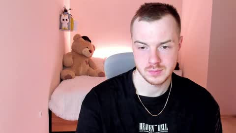 Snapshot of toohornyserj chatting on 01/18/25, 12:24 toohornyserj online show from 01/18/25, 12:24