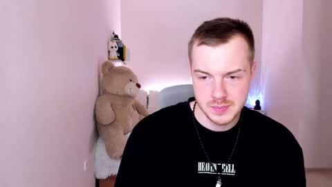 Snapshot of toohornyserj chatting on 02/13/25, 12:46 toohornyserj online show from 02/13/25, 12:46