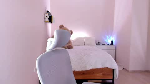 Snapshot of toohornyserj chatting on 02/14/25, 01:13 toohornyserj online show from 02/14/25, 01:13