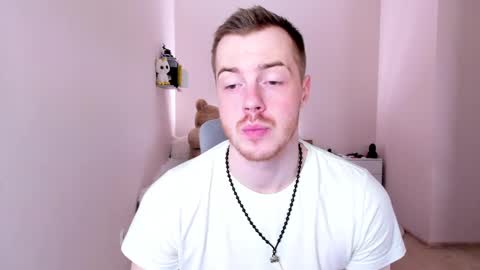 Snapshot of toohornyserj chatting on 02/14/25, 10:14 toohornyserj online show from 02/14/25, 10:14